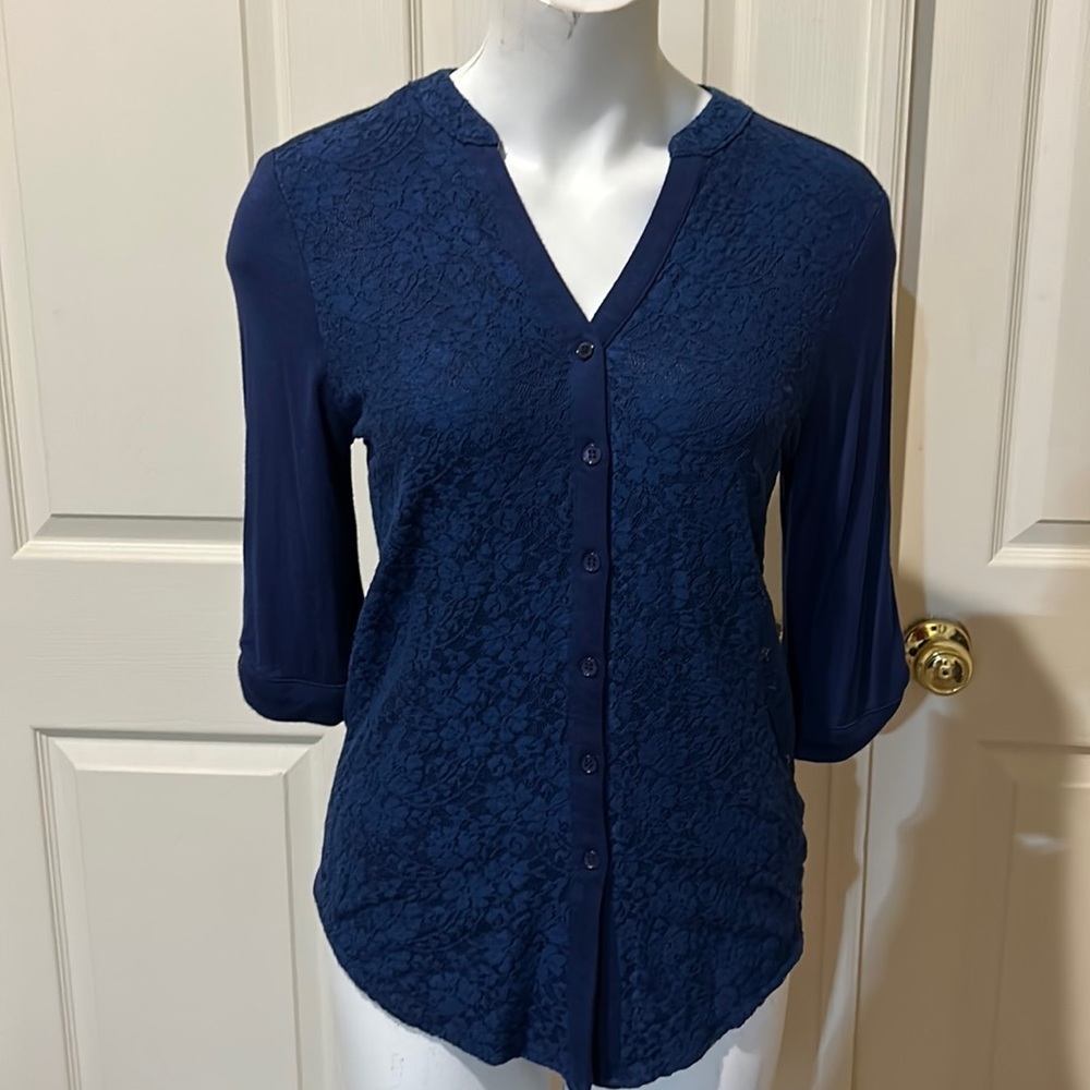 G Collection Button Front Blouse. Size Small